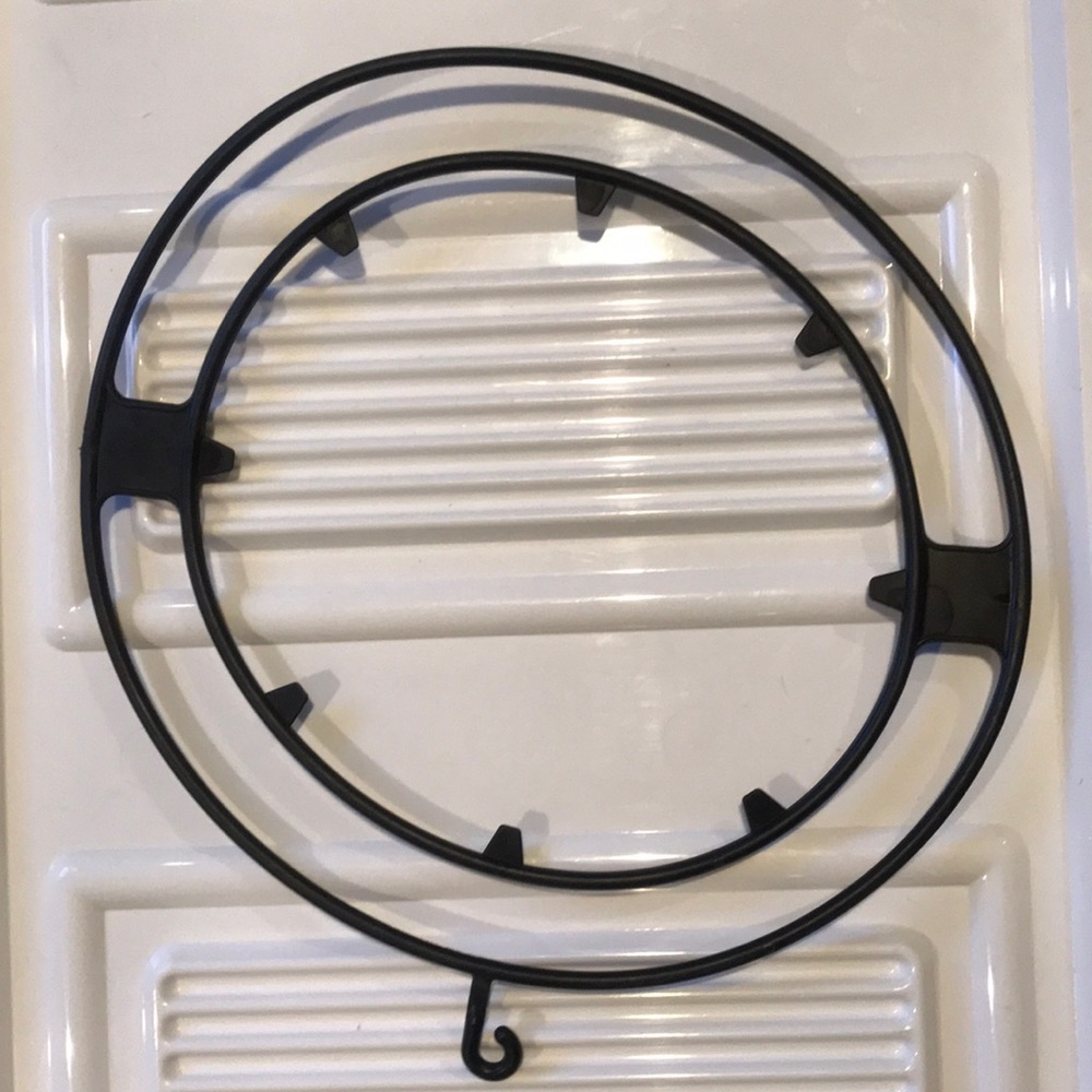 Tupperware Replacement Handles - Picture 8 of 14